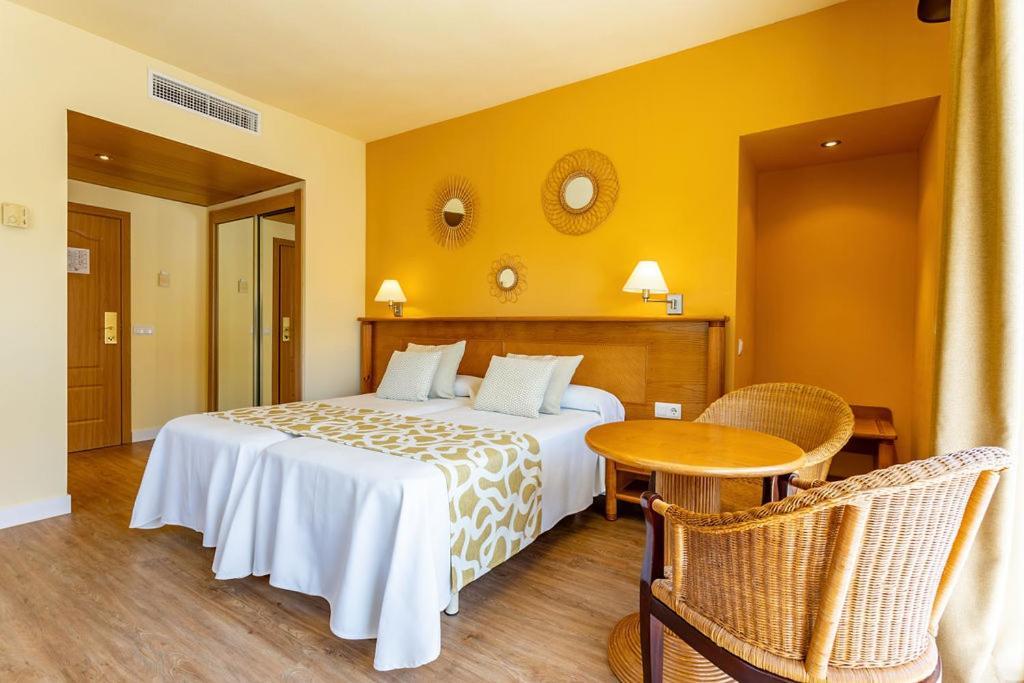Ona Palmira Paguera Otel Peguera Oda fotoğraf