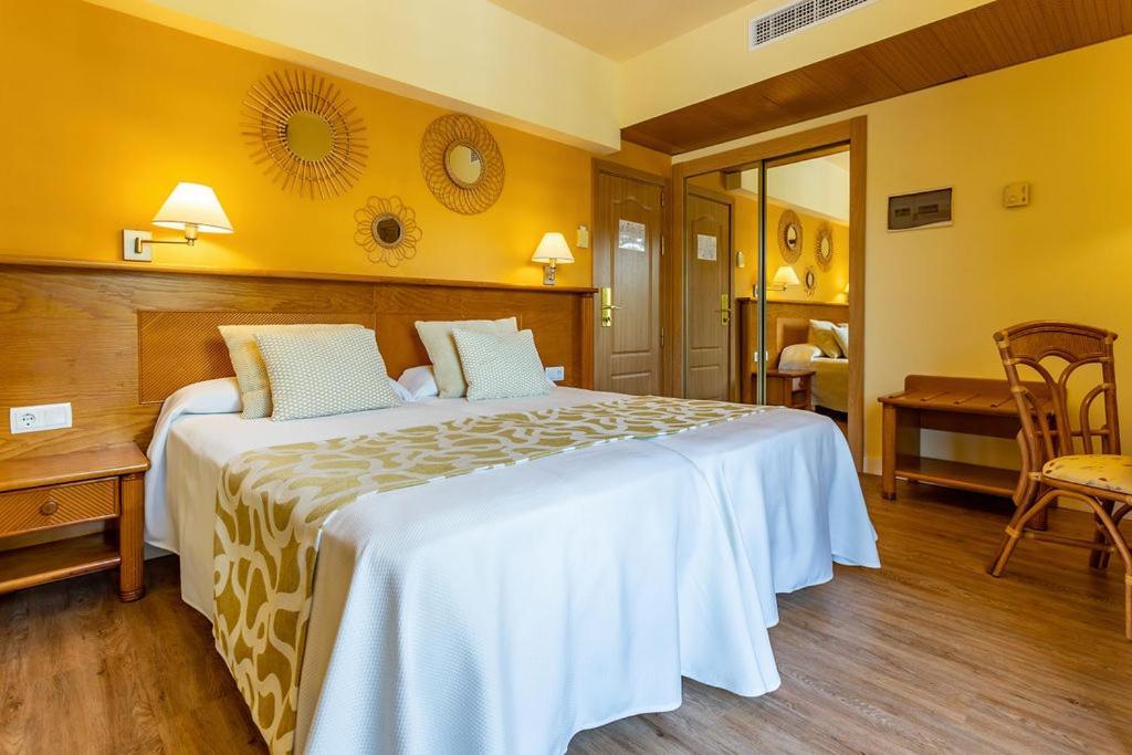 Ona Palmira Paguera Otel Peguera Oda fotoğraf